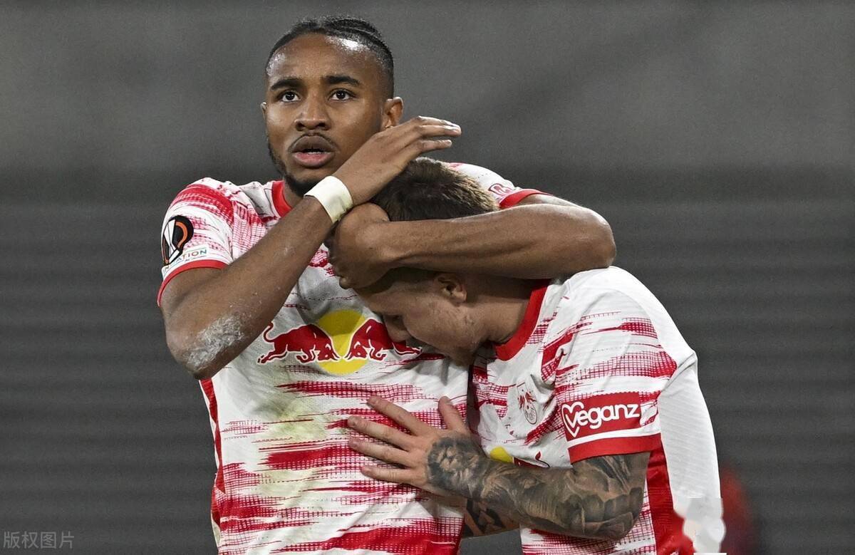 详细阅读:官方网站-清晨体能课后;西汉姆绝杀压哨备战欧篮联;目标明确;球探报告显示潜力-官方网站 官方网站-清晨体能课后;西汉姆绝杀压哨备战欧篮联;目标明确;球探报告显示潜力-官方网站